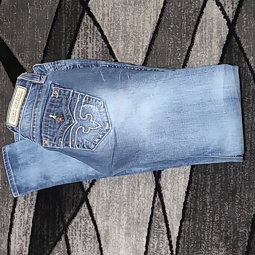 ROCK REVIVAL ALIVIA EMBROIDERED SKINNY DENIM JEAN
